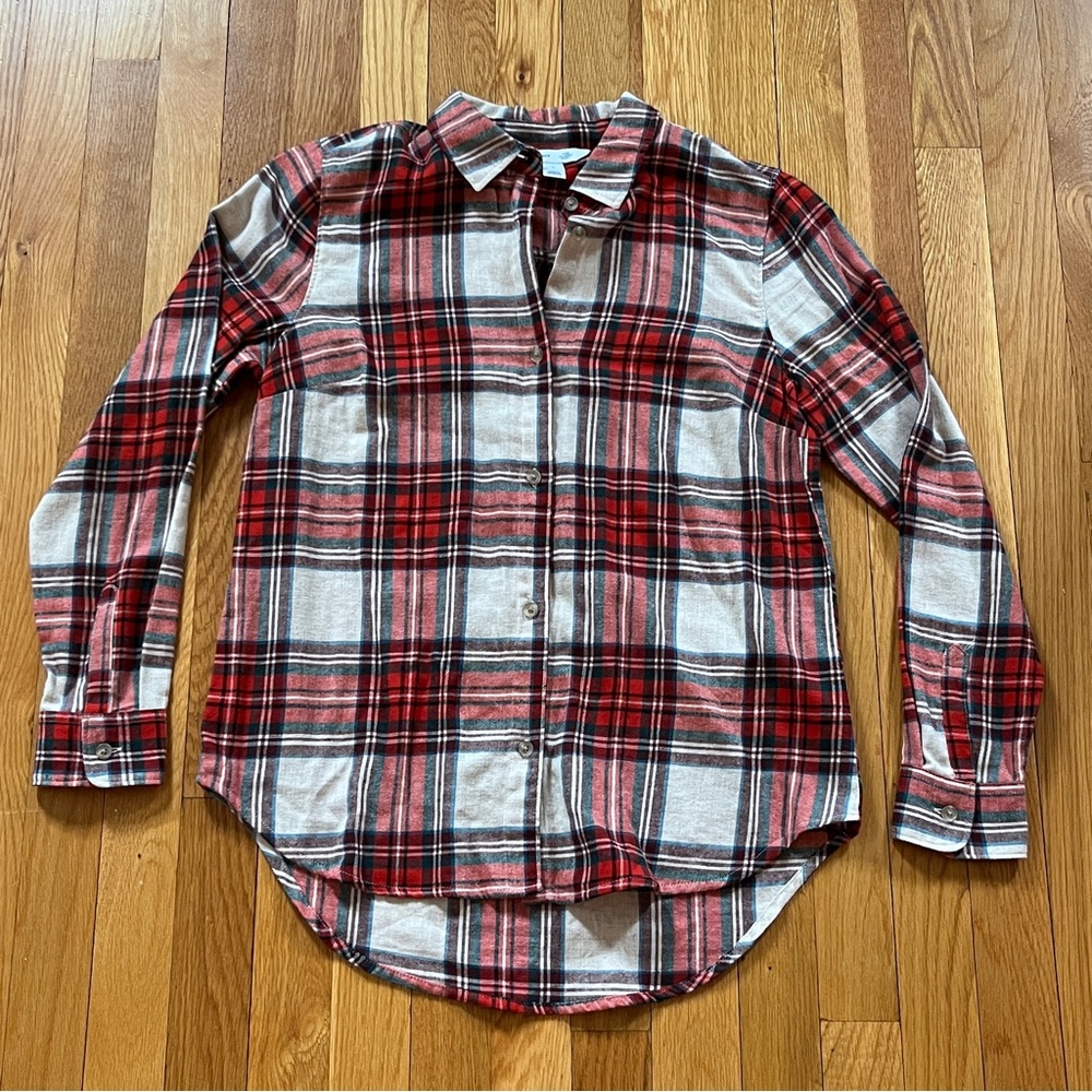 Old Navy Women’s Sz S Red and White Plaid Button-Down Shirt. Like new.  Flannel.